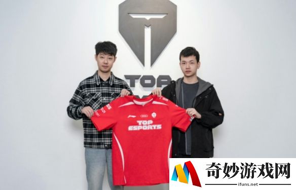 小奶油和女友通宵金铲铲：彻底摆烂?