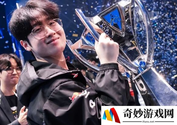 Zeus经纪公司公开转会期详细时间线：拒绝了所有海外提案